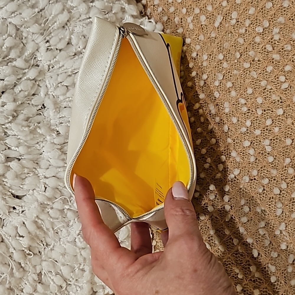 Sanrio Gudetama Pouch Bag - Picture 7 of 13